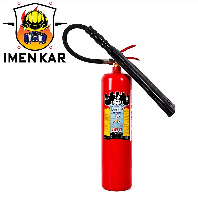 co2-fire-extinguisher-6kg کپسول آتش نشانی CO2 شش کیلویی دژ در محیط صنعتی